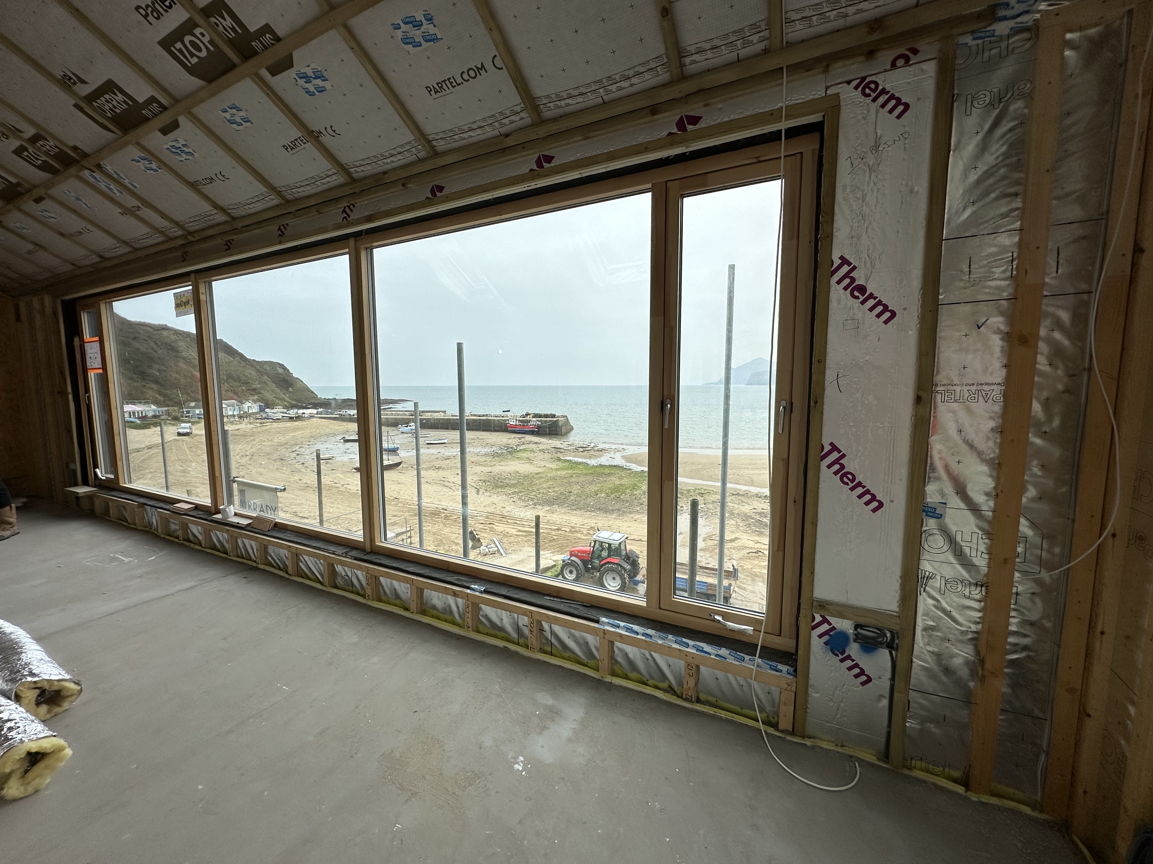 Photo 16 10 2025, 11 52 37 Am